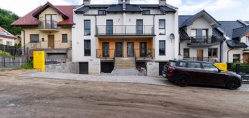 Mieszkanie z tarasem na dachu+garaż dwustanowiskow