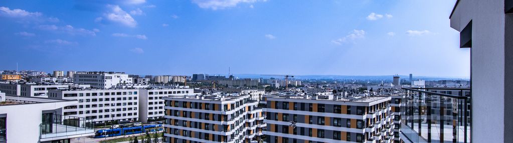 Ostatnie piętro z widokiem na panoramę miasta