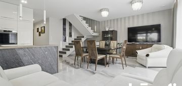 Nowoczesny dom w zabudowie bliźniaczej