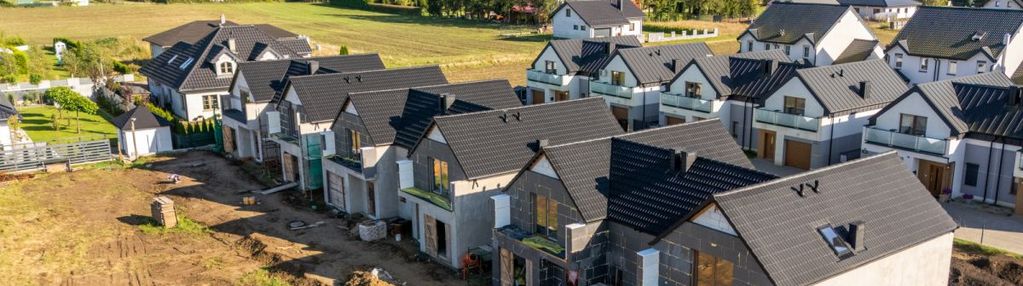 Bliźniak w kębłowie, pompa ciepła, fotowoltaika b2