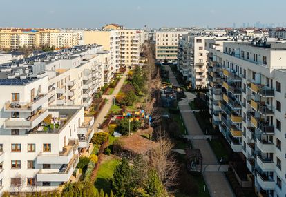 Duże 3 pok + balkon. ładne osiedle. skorosze x-bis