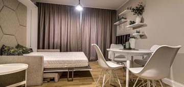 Klimatyzacja, balkon, wysokiej jakości wykończenie