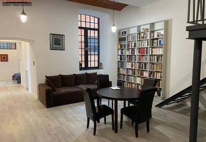 Elegancki umeblowany  2 pokojowy loft z garażem