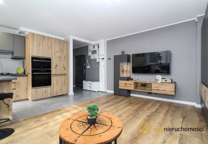 Klimatyczne 2 pokojowe mieszkanie z loggią