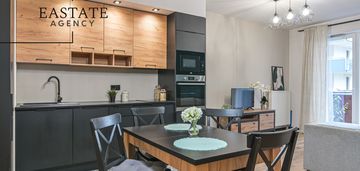 Nowoczesne dwupok. mieszkanie z balkonem i garażem