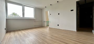 2 pokoje, loggia – łódź dąbrowa - po remoncie