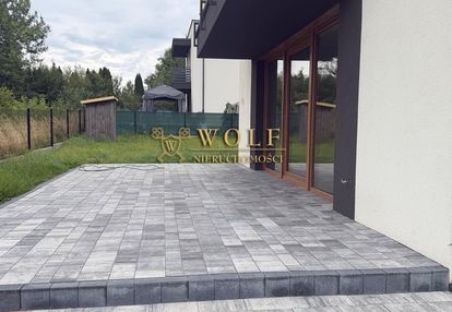 Nowoczesny dom wolnostojący w stanie deweloperskim