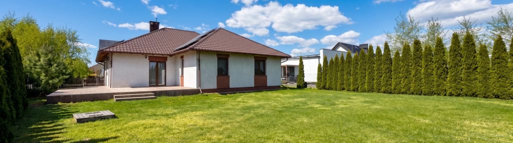 Dom parterowy 5 pokoi garaż działka 1024 m2