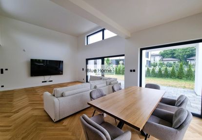 Wyjątkowy dom wolnostojący w różankowie