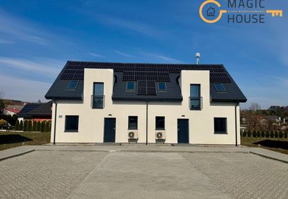 Dom po odbiorach z fotowotaiką i pompą lublewo