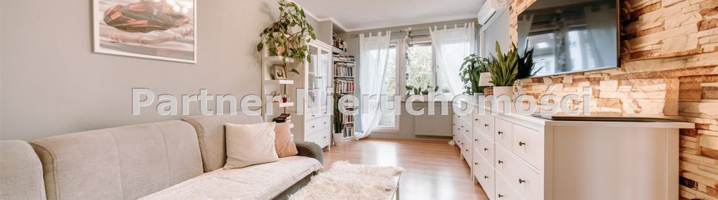 Dwa rozkładowe pokoje i odzielna kuchnia, polecam!