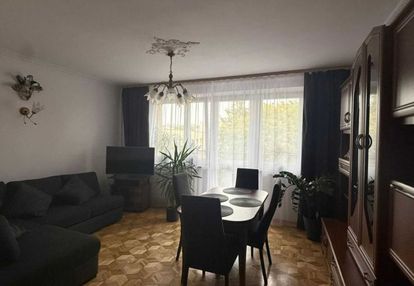 | metro ursynów | winda | piwnica | balkon |