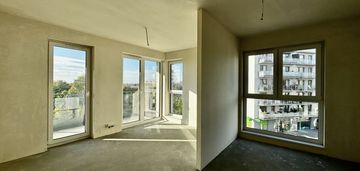 Dostępna od ręki kawalerka; podolany