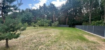 Cicha ustawna działka przy lesie 20min od w-wy