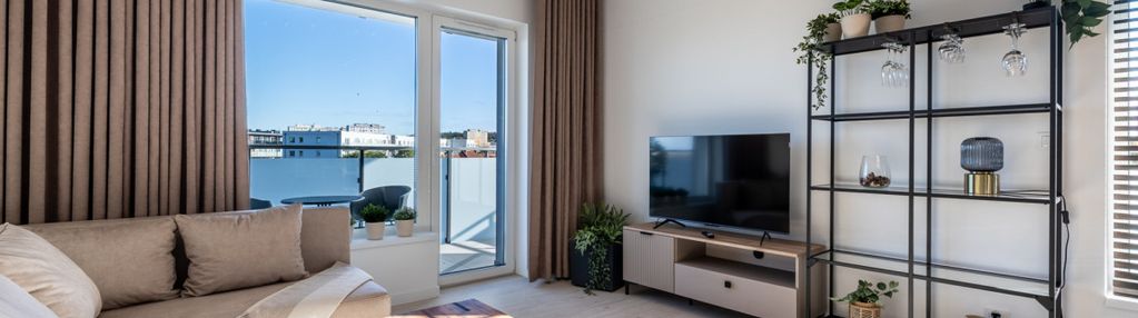 Komfortowe trzy pokoje do wynajęcia w nowym bloku