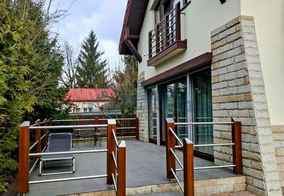 Elegancki dom w cichej okolicy
