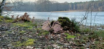 Piękna działka z linią brzegową i wodociągiem