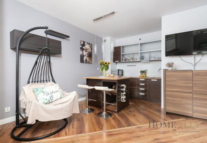 Jasna kawalerka blisko autobus tramwaj park wisła