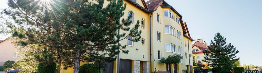 Dwupoziomowe mieszkanie na os. cztery pory roku