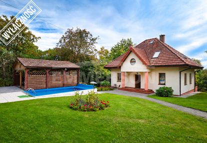 | tu weekend może trwać cały tydzień | dom z basenem i ogrodem | eng |