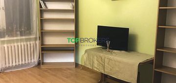 Słoneczne 2 pokoje z osobną kuchnią blisko metra