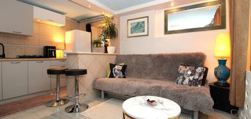 Przytulna kawalerka | ogród | taras | brochów