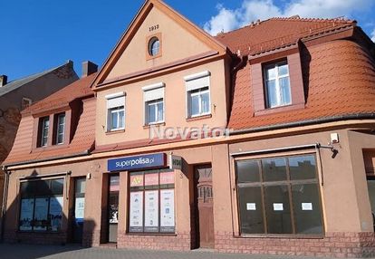 Kamienica z lokalami użytkowymi w szubinie.