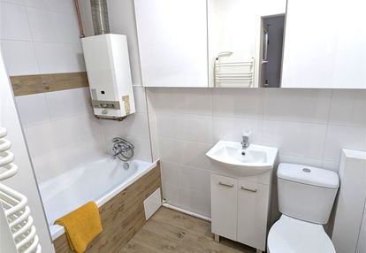 M-3 trzech wieszczów - łazienka po remoncie