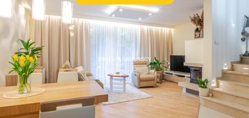 Dom z kominkiem i fotowoltaiką