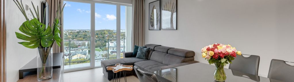 Nowoczesny apartament na 12. piętrze.