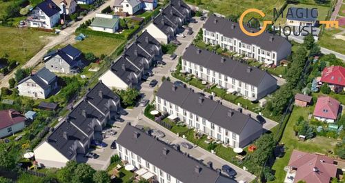 Dom w zabudowie szeregowej bolszewo