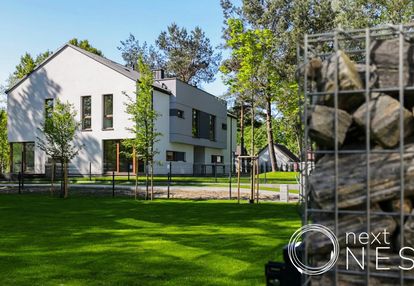 Segment z ogródkiem i bez pcc i wawer