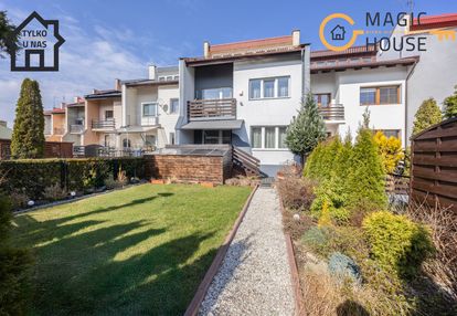 Przestronny szereg w gdańsku kiełpinek