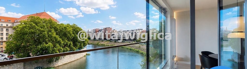 Elegancki apartament. widok na rzekę. loggia. hit