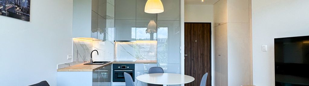 Rezerwacja 2 pokoje royal residence | siłownia