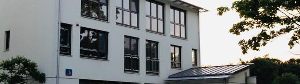 320m2 segment z ogródkiem w wilanowie.