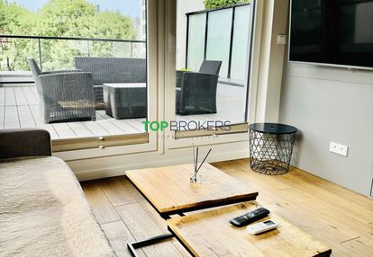 Dwa przestronne pokoje z dużym tarasem, klima