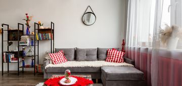 Kawalerka z możliwością 2 pokoju, blisko skm