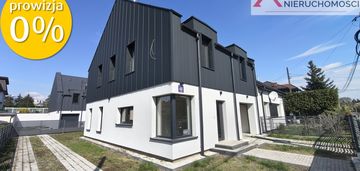 Sprzedam dom w wyjątkowej okolicy.