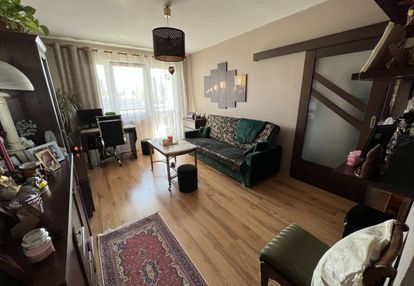 61m2 | 3 pokoje | widna kuchnia | metro