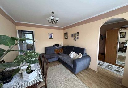 Sprzedam 3-pokojowe mieszkanie w centrum miasta