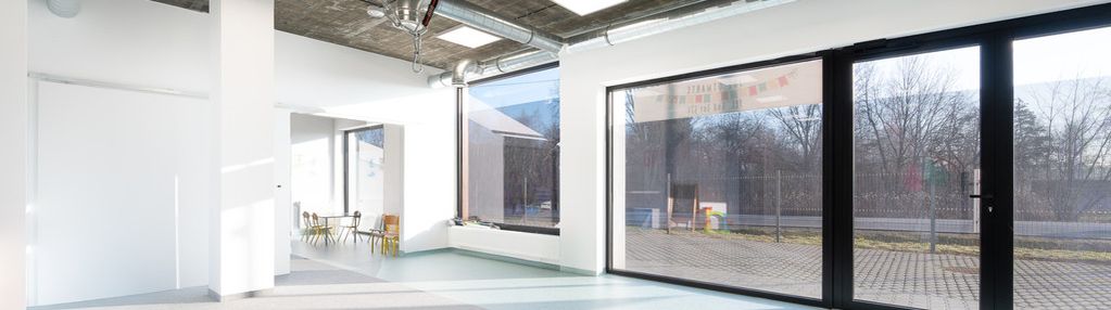 Lokal usługowy 193 m2 z 2023 r.