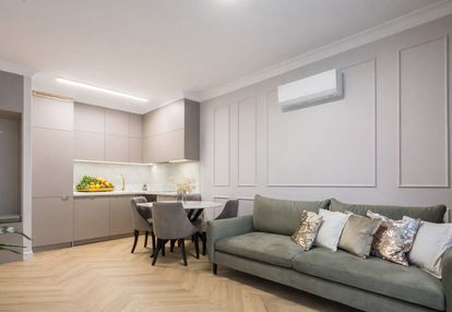 *centrum*bez pcc*2 pokoje*wyposażone*m.postojowe*