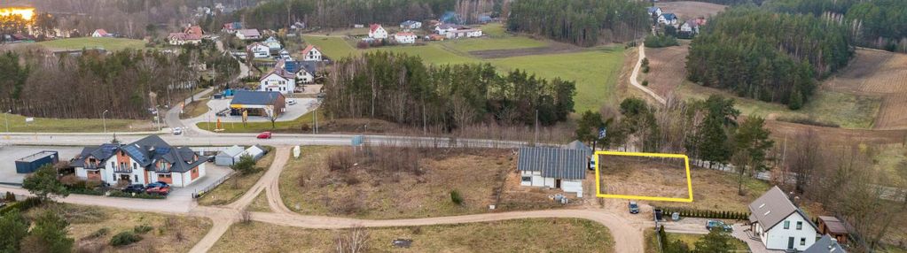 Pełne uzbrojenie | 700m od jeziora | prostokątna