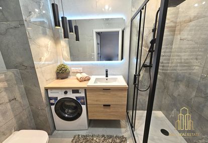 Przy politechnice* dwa pokoje* winda*centrum