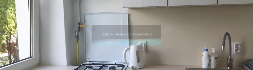 Kawalerka z balkonem w kamienicy -włochy