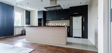 Przestronne mieszkanie z garażem /2-pok/63,5m2
