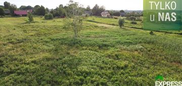 Pięknie położona działka w nowodworcach 2800m2