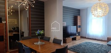 Przestronny apartament z parkingiem