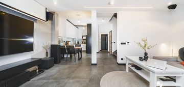 Stylowe mieszkanie 117m2 w zabudowie szeregowej